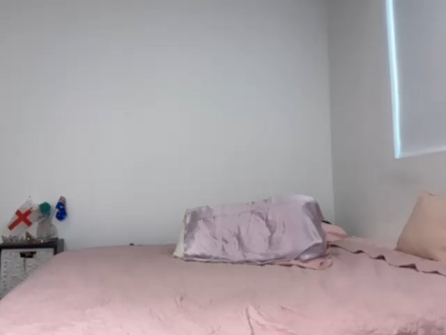 jasmineemerson live cam screenshot female from Australia on Wobip – Live Webcams, Clips & GIFs — screenshot #1