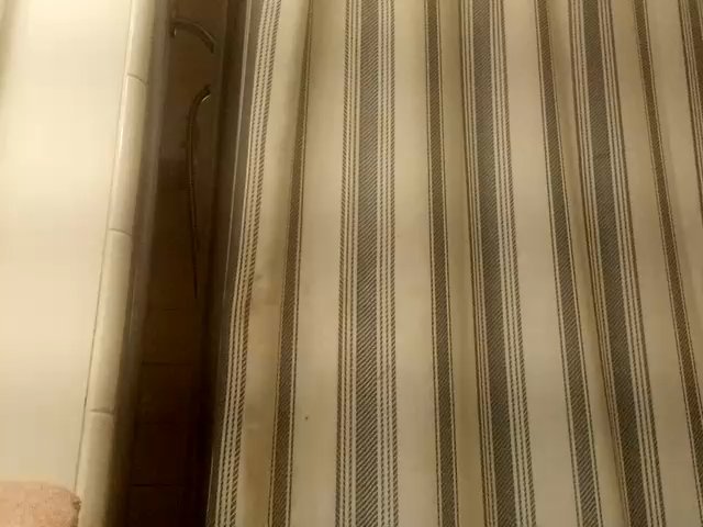 wetnwildforyou live cam screenshot female from United States on Wobip – Live Webcams, Clips & GIFs — screenshot #1