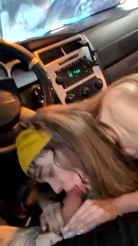 AriellaTaylor live cam screenshot malefemale from United States on Wobip – Live Webcams, Clips & GIFs — screenshot #1