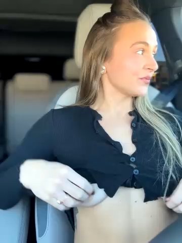 lunagirl13 — live cam screenshot • Wobip – Live Webcams, Clips & GIFs — #2 lunagirl13 live cam screenshot malefemale from United States on Wobip – Live Webcams, Clips & GIFs — screenshot #2