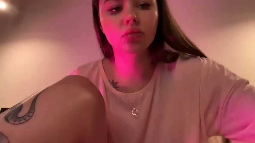 AlmaryKim live cam screenshot female from Israel on Wobip – Live Webcams, Clips & GIFs — screenshot #1