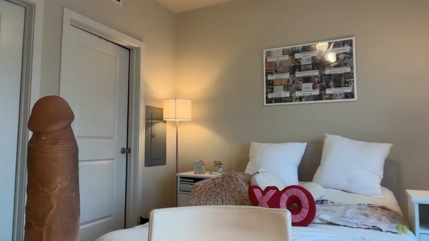 graciesmith27 live cam screenshot female from United States on Wobip – Live Webcams, Clips & GIFs — screenshot #1